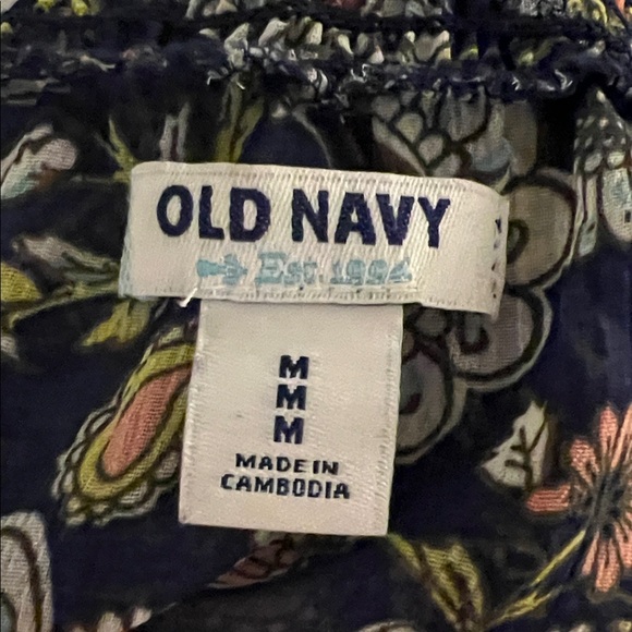 Old Navy Navy Blue Floral Women's Blouse - Picture 2 of 6